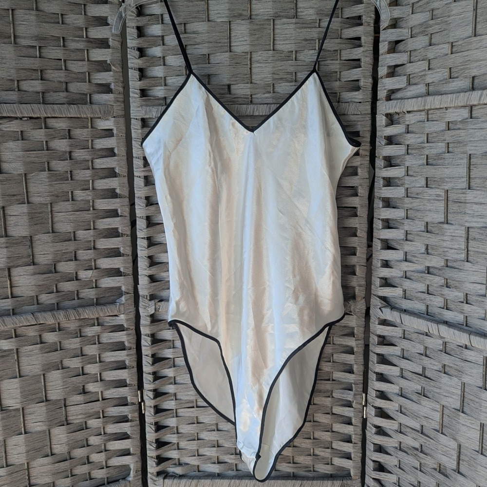 Vtg Victoria's Secret Bodysuit White Satin Black Trim Gold Label Sz M